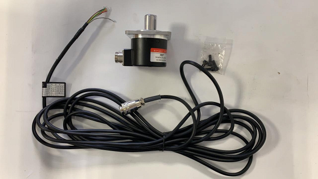 ������� �������� RA58FM-J5L3-3C01 ��� TL-200