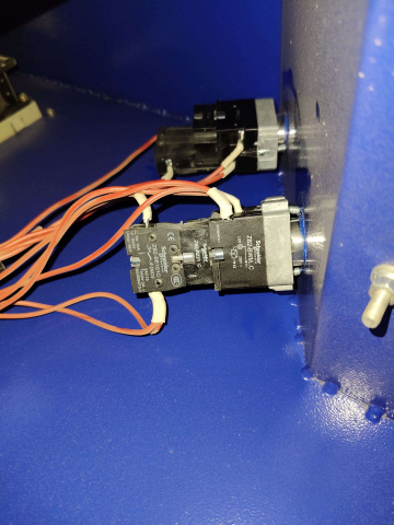 ����������� ����������������� Schneider /220V/ZB2BW31C+ZB2BWM11C+ZB2BZ21C