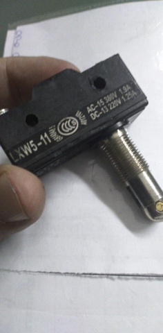 ����������� �������� LXW5-11 (AC-15 380V 1.9A; D�-13 220V 1.25A)